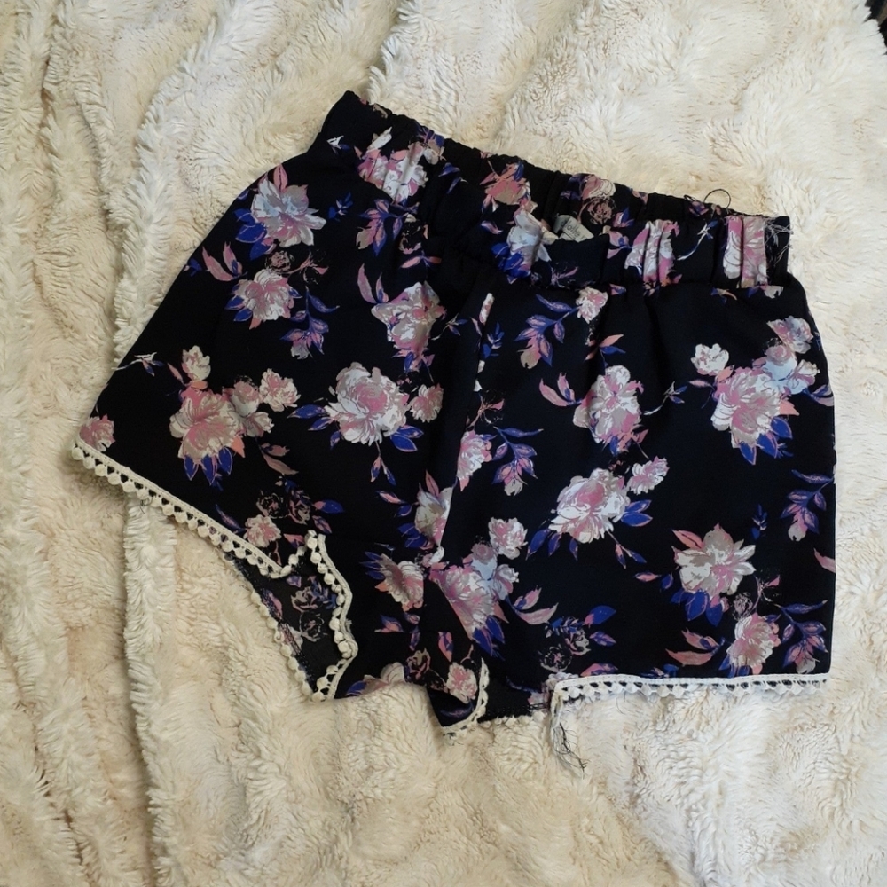 Charlotte Russe // Floral Shorts (pink + purple flowers)